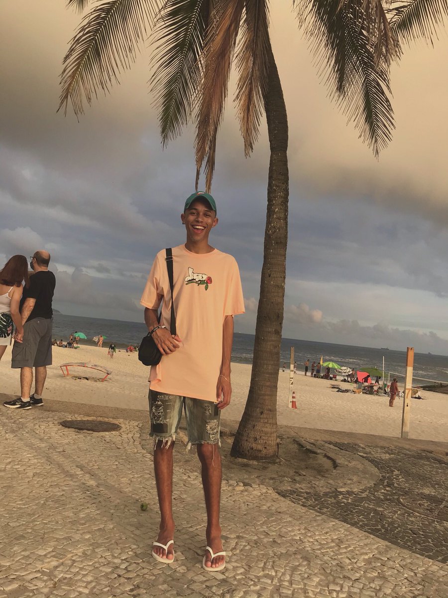 thiago_vianna7's tweet photo. 🌅✨ https://t.co/Az97fluHJD