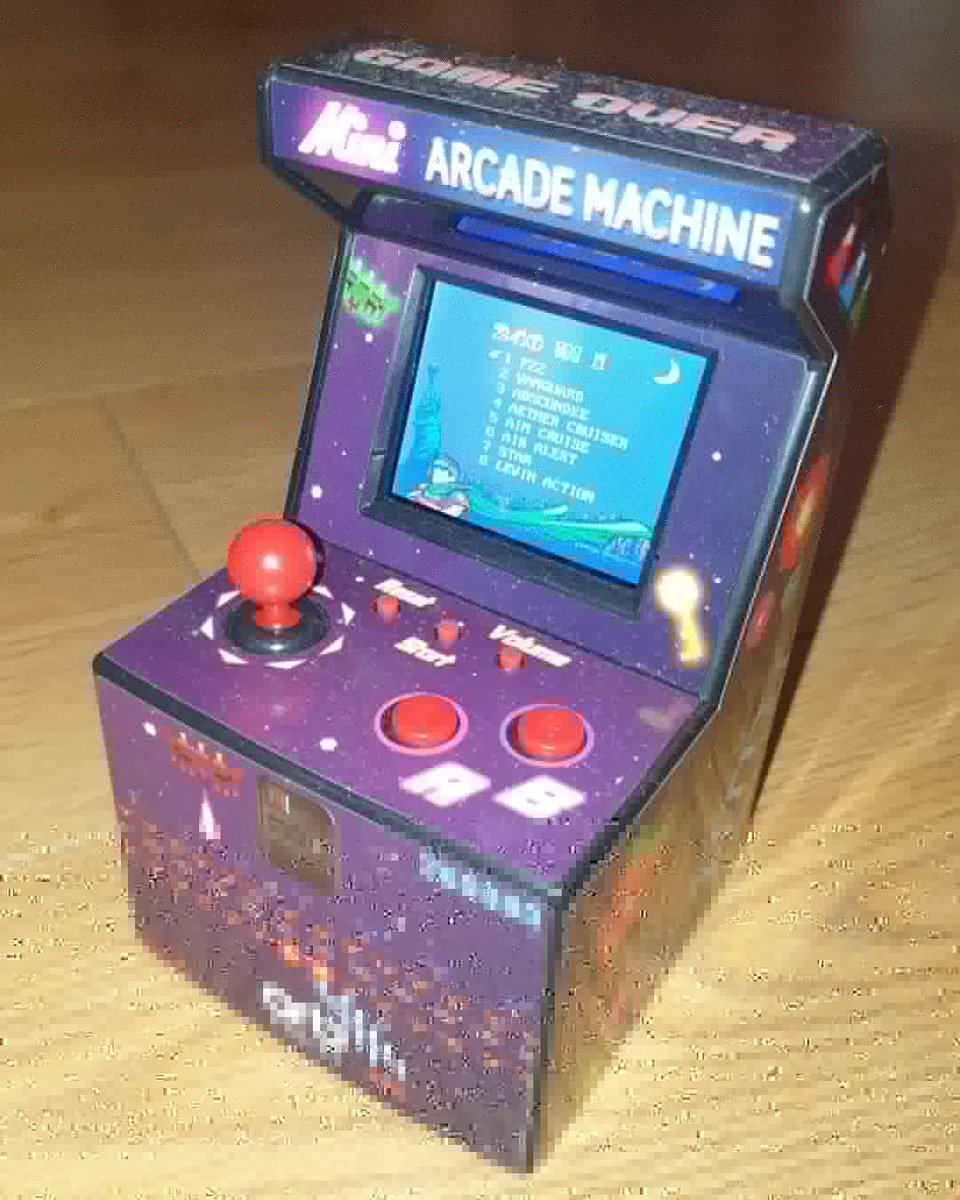 Retro70sChild's tweet photo. Sons got this Mini Arcade Machine for Christmas
Features 240 8-bit video games.
.
#arcademachine
#arcadegames #retroarcade #retroarcadegames #8bitvideogames #retrogamer #8bit #Retro70sChild #vintagegaming #Pacman #DonkeyKong #handheldgaming #lcd 
https://t.co/a9ruqjyeFY https://t.co/hT3SxujWJY