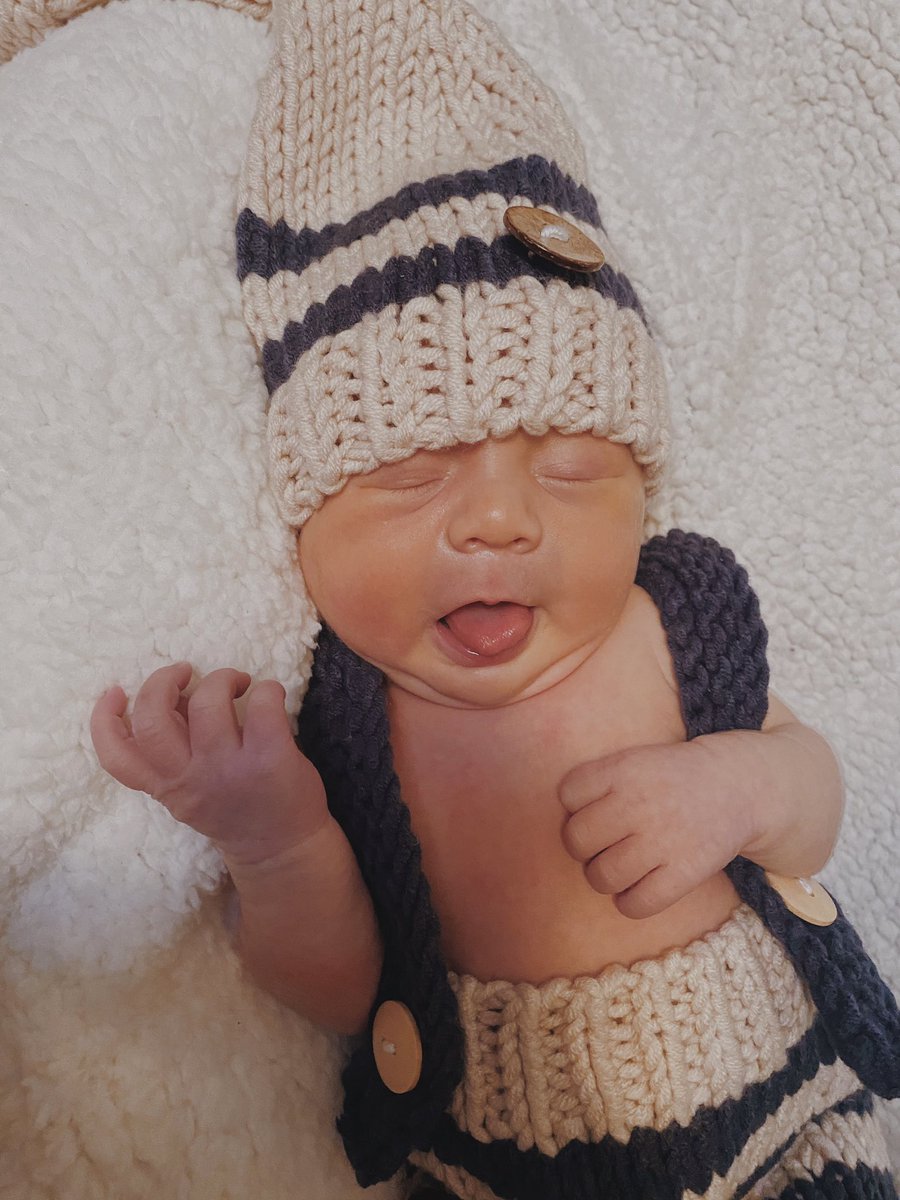 jessfarmerr's tweet photo. look.. look at my baby https://t.co/ru3pMfEbhm