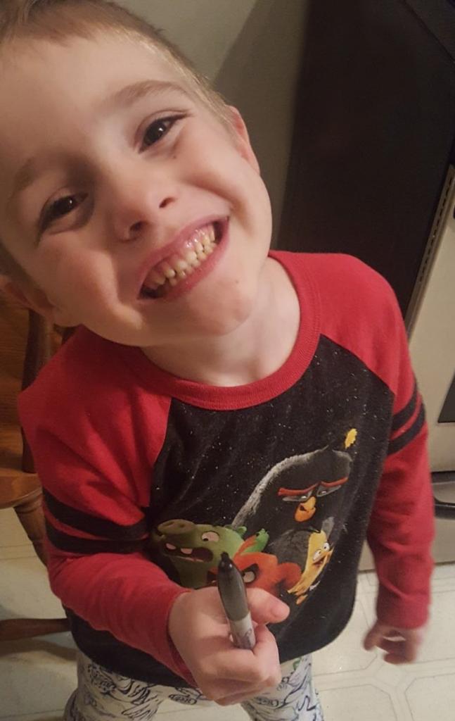 UIchildrens's tweet photo. Nine years ago while Jack Jaster was in our NICU, a nurse set a Sharpie next to him so his parents could tell from the photo just how small he was. With that gesture, a tradition was born. Happy birthday, #NICUgrad! 💛 https://t.co/xs1Fb2V5Ow