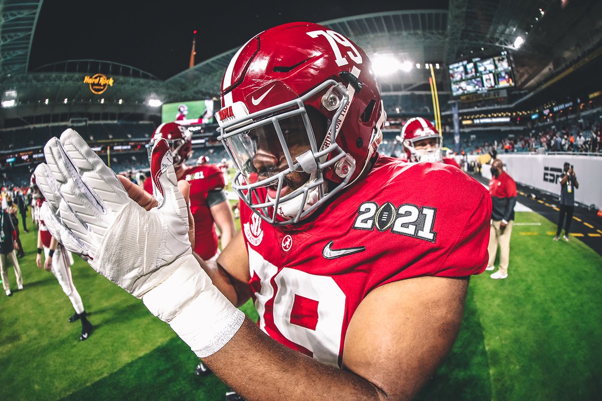 UA_Athletics's tweet photo. Let's get it.

#RollTide #NationalChampionship https://t.co/msBd1mWxkF