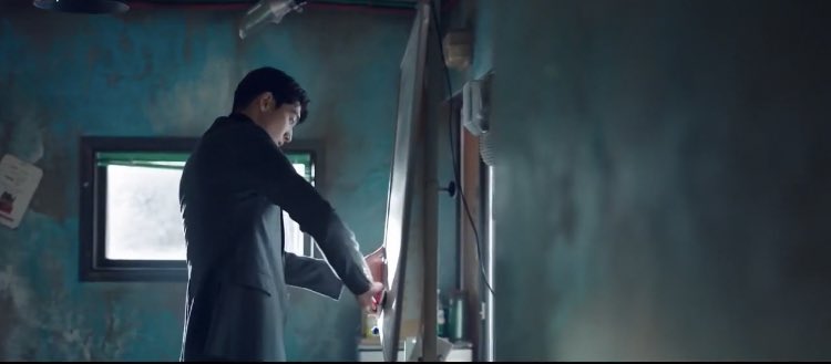 15. MARKERS. Something that Dalmi wasn’t able to erase on Dosan’s face. The same way, Dosan wasn’t able to erase the markers on the whiteboard. Their love is permanent and the love they shared couldn’t simply be erased. Writer-nim, your metaphors!! 