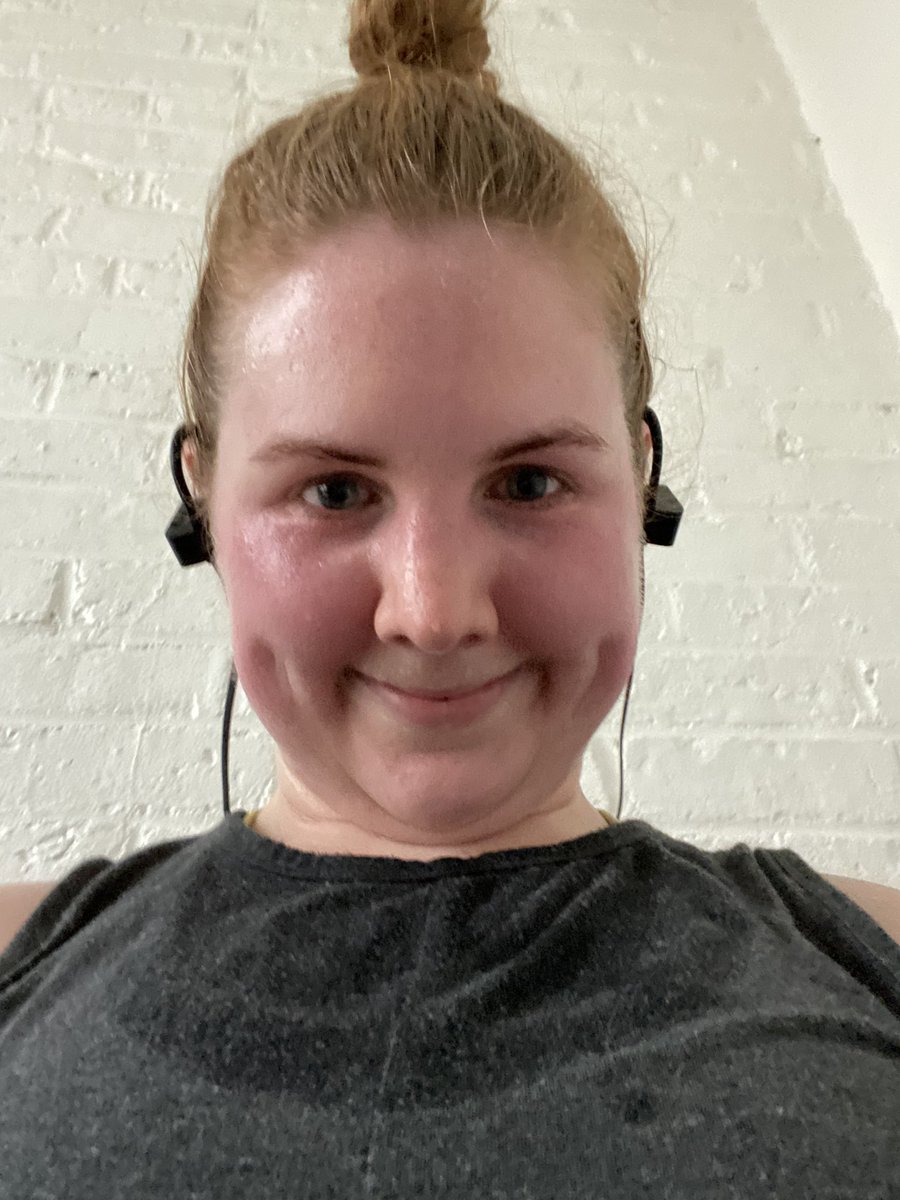 brooksied's tweet photo. today marked my 52 WEEK STREAK on @onepeloton ๐๐ฑ
a whole yearโs worth of sweaty selfies, which are now blessing your timeline ๐๐คณ๐ป
shout out to my #pelotweeps for the rides & high fives. ILYSM even though i canโt beat any of you ๐ https://t.co/EJNaYvE7ba