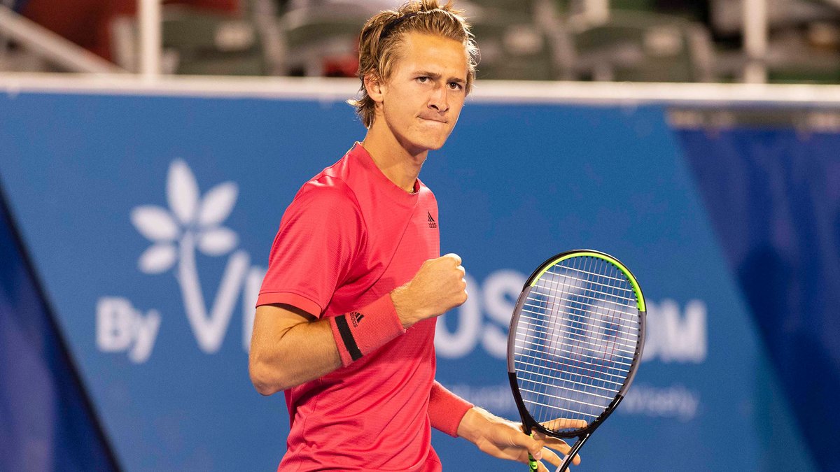 First. Tour. Semi-final. π
#NextGenATP πΊπΈ @SebiKorda battles past Isner 6-3, 4-6, 6-3.
π· : @Bigshots_Photo | @DelrayBeachOpen https://t.co/w99L8Bnihf