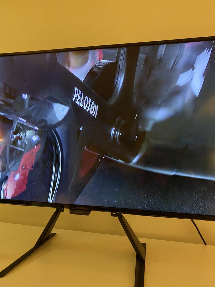Peloton shot 2 weeks in a row?! The Bachelor has sold out lol #TheBachelor #Bachelor