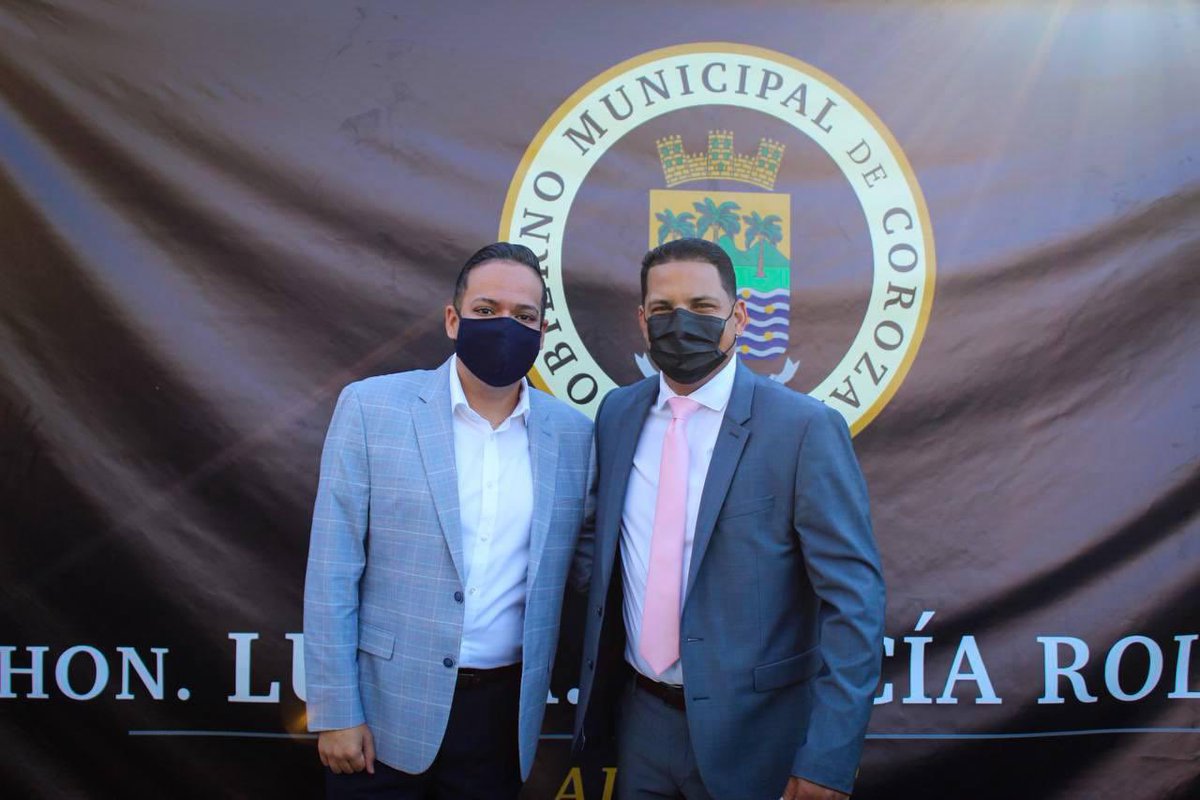AlbertoFradera's tweet photo. Corozal comenzó a escribir una nueva página en su historia. A mi amigo Luis A García Rolón, éxito en esta nueva encomienda se que con la ayuda de Dios y la de tu pueblo Corozal volverá a renacer. https://t.co/9pjVlEGAM6