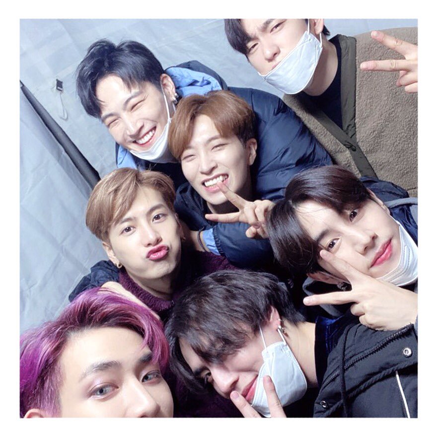 BirdsForU's tweet photo. Boa noite, ahgases 🐥 Esse é nosso comunicado sobre os últimos acontecimentos que passamos 💚

#GOT7FOREVER ∞
#GOT7 #갓세븐 @GOT7Official https://t.co/KLABDS9dEo