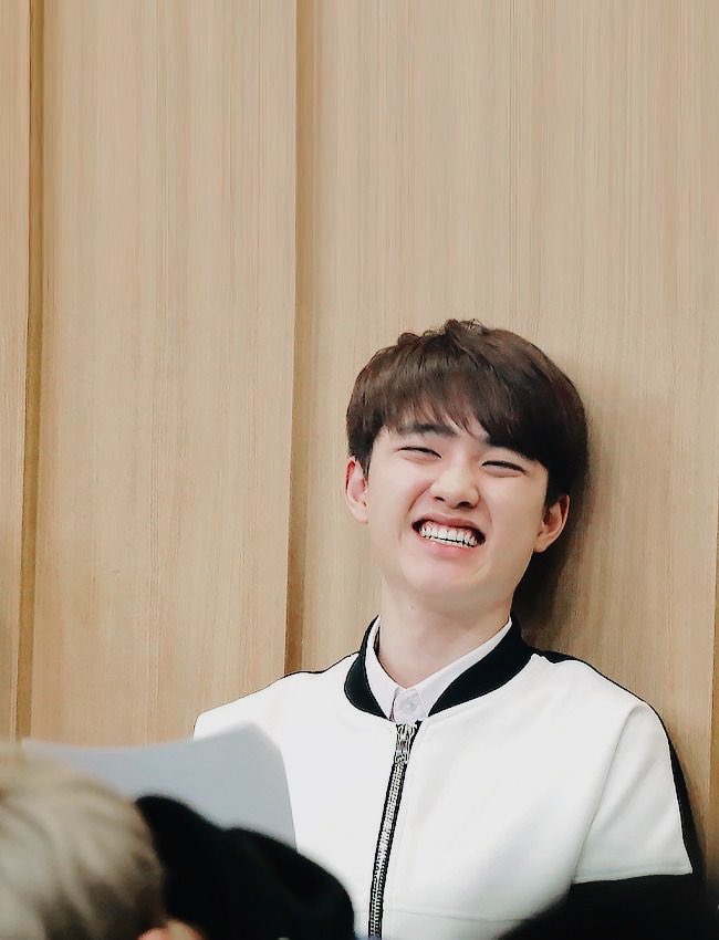 YuYuHtay5's tweet photo. #DYODAY2021
#OurPrideKyungsooDay‌
#해피됴데이
#경수야_생일축하해
#HappyKyungsooDay #DohKyungsoo https://t.co/mvntqW2Z9c