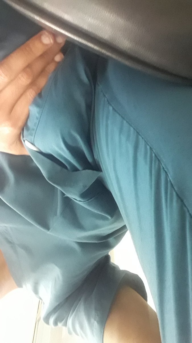 drguevo's tweet photo. 100pre paso full caliente en las guardias, no entiendo 🤣 #man #hot #gay #latino #latinboy #machos #morbo https://t.co/QsmXMApa4h