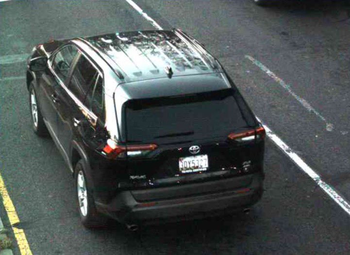 CMLewisGeorgeW4's tweet photo. Here are photos and license places for the stolen car. Please keep an eye out!

Call 202-727-9099 or text 50411 with any information. https://t.co/WmCe2heL2Z