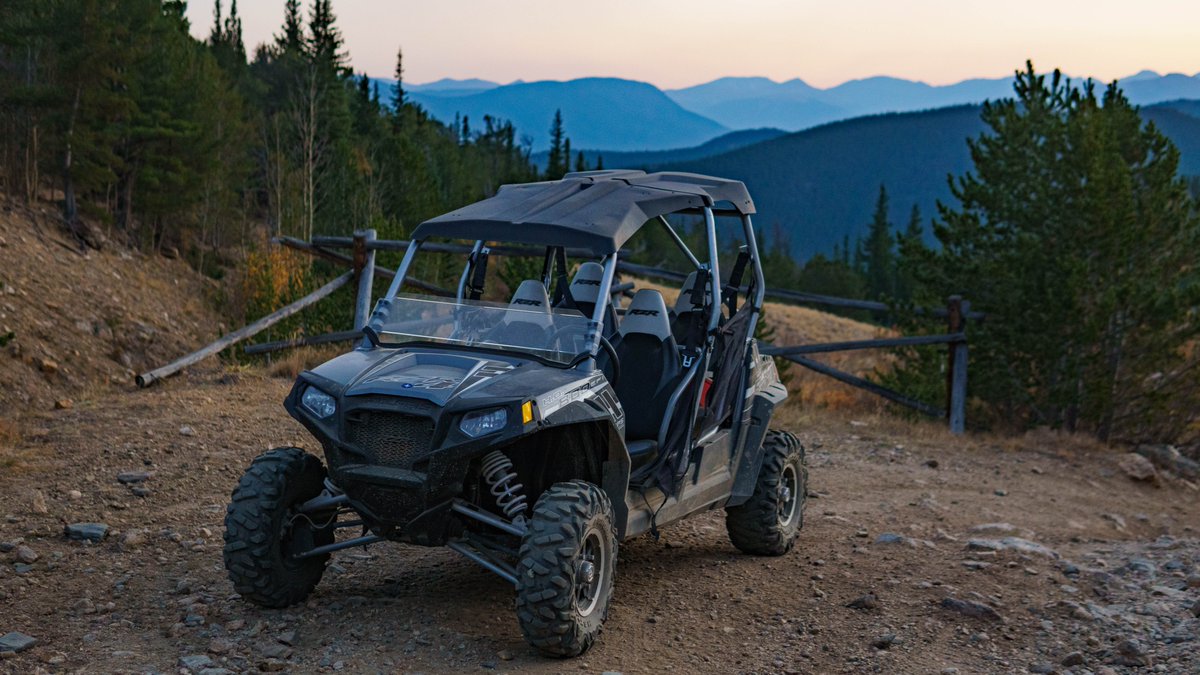 SocDynamic's tweet image. "Only those who risk going too far can possibly find out how far they can go" -T.S. Eliot 

Pictured: A UTV from the fleet at Fall River Mining Company poses in front of the Rocky Mountains.

Read more here: Socialdynamic.io/post/fall-rive…

#SocialDynamic #SocialDynamicMediaHouse #UTV