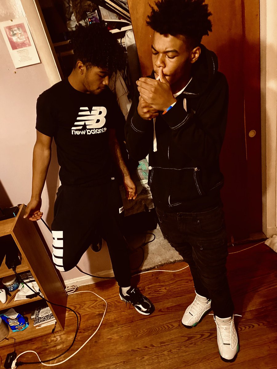 lor_mouse's tweet image. Cuzo know wit it is