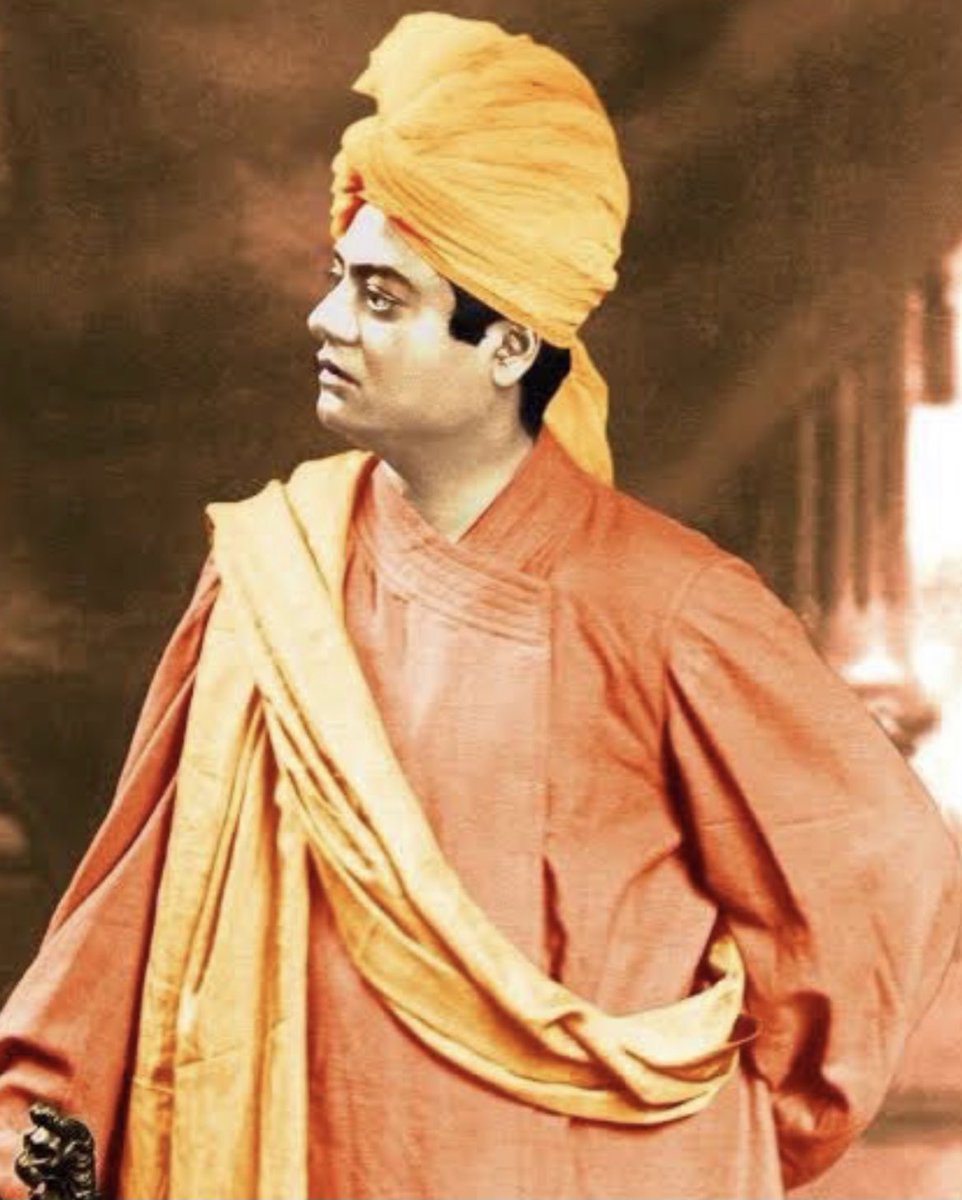 When I was lost you found me, when I had no where to go you held my hand, when I was disillusioned by the world had no hope you gave me purpose. There is no being no God higher than you my Guru, you own every bit of my being.... #NationalYouthDay #SwamiVivekanandJayanti