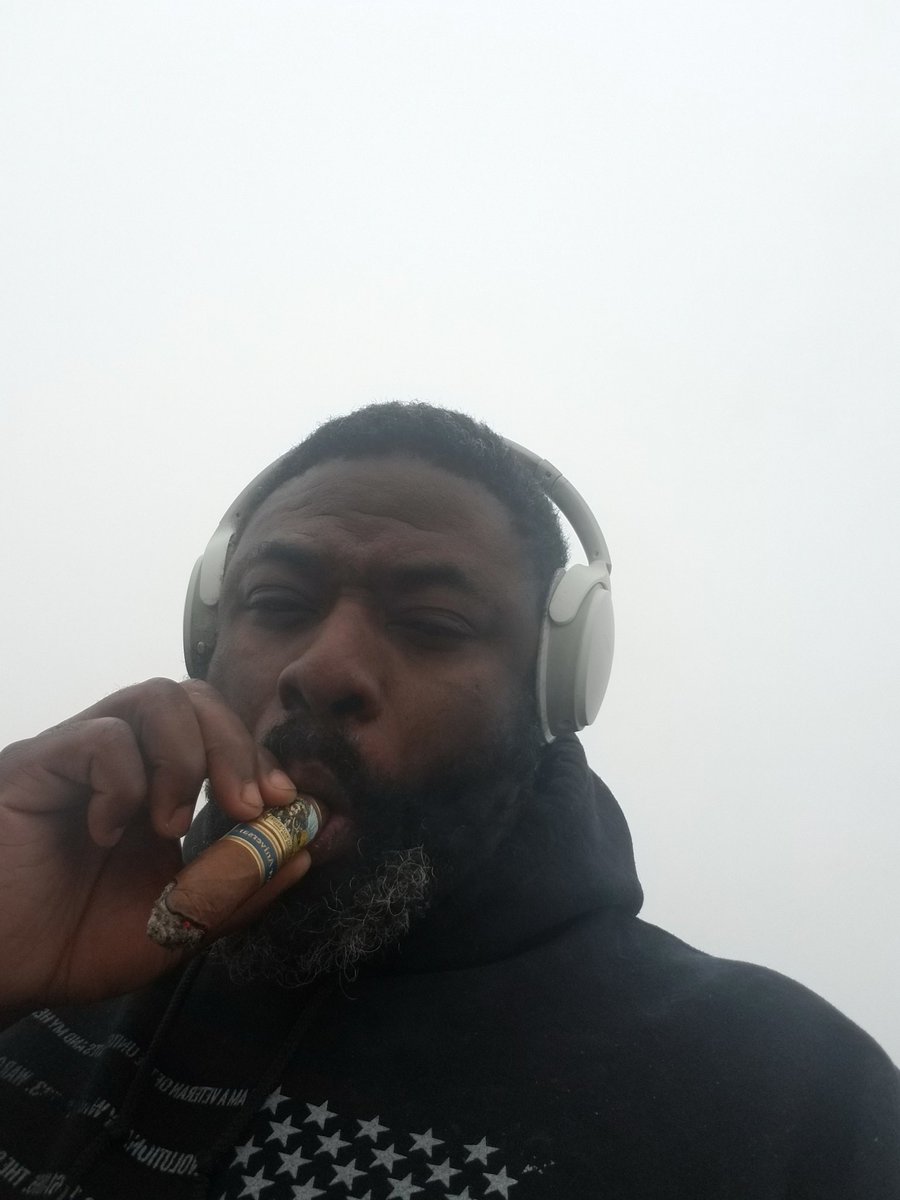 Theodore Jones (@theodorejones1) on Twitter photo 