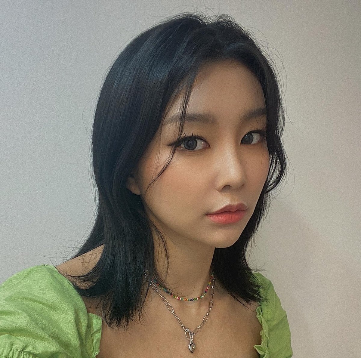 ihanjicat's tweet photo. woo happy birthday hyebin π #BestLeaderHyebinDay #HappyHyebinDay https://t.co/0IsIbvewXX