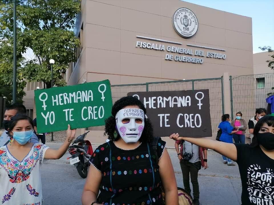 adriana_patlan's tweet photo. Fotos del performance realizado en #Guerrero por la postulación de #FelixSalgadoMacedonio https://t.co/qsLUSk6d78