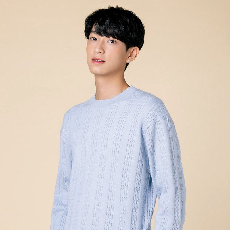 Chimon: Wachirawit RuangwiwatDay / month / year of birth: January 15, 2000Weight: 65 kg. / Height: 175 cm.Education: Currently studying a bachelor's degree Faculty of Digital Media and Film Arts, Film Arts, Bangkok UniversityInstagram: chimonacTwitter: Chimonac