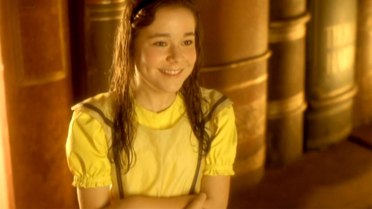 Worth to mention, the words plays which exist in this film are on insane level; pleasing! One can definitely enjoy Alice's continuous journey throughout the film, from a stage-fright child to a confident young girl. In addition, the fantasy vibe is being executed really well.