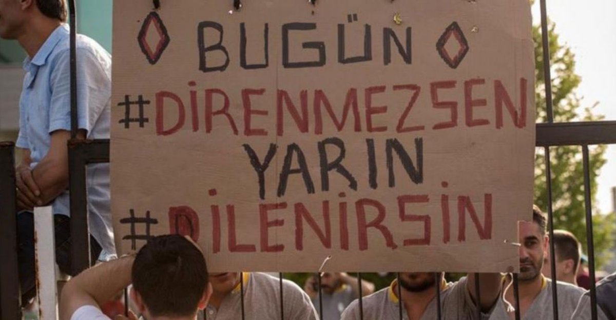 MustafaTopall15's tweet photo. #MilletiPerisanEttiniz https://t.co/LBatPvHLh2