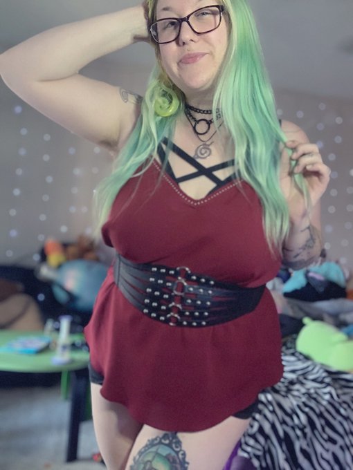 Reimburse me for my new toys and get a custom video ✨ https://t.co/f1re5NIOEU