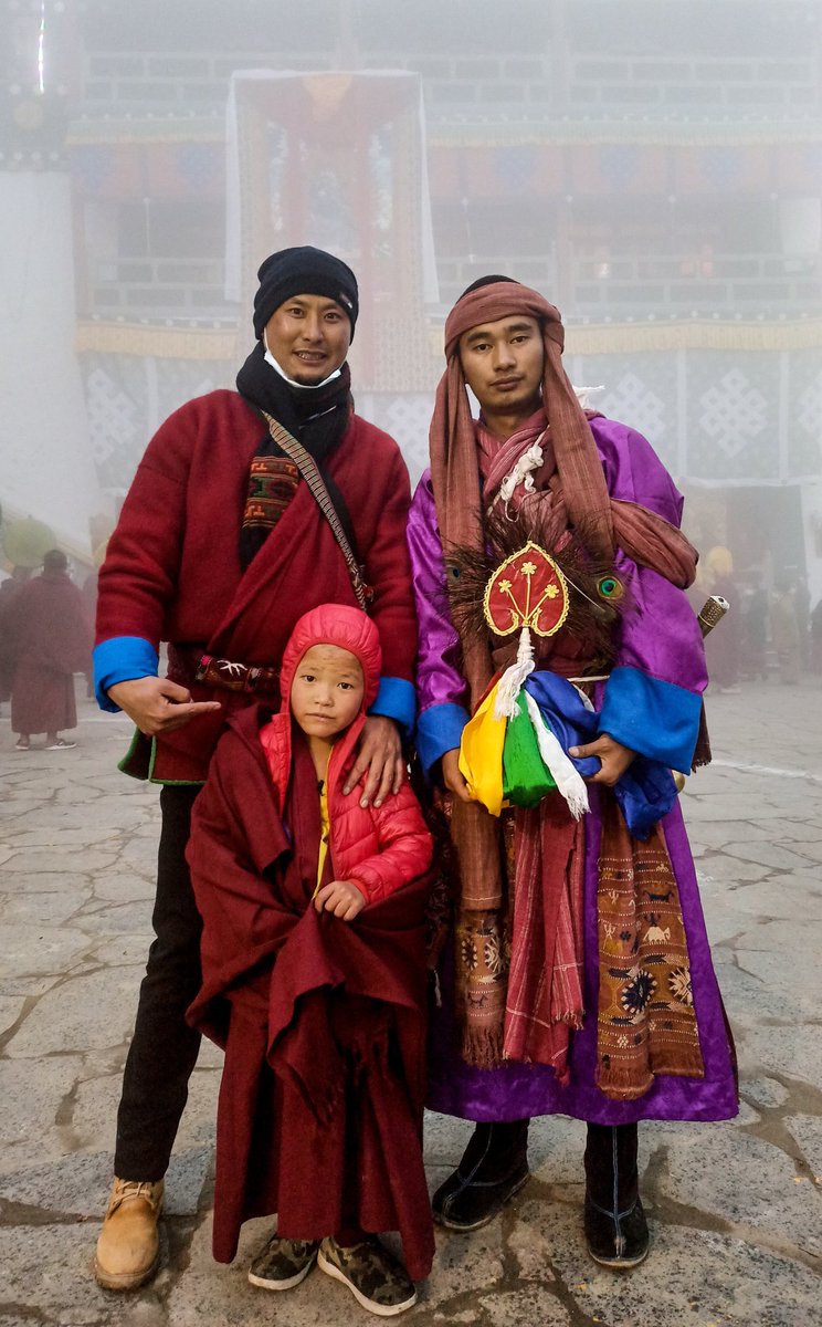 sangey08's tweet photo. Happy Torgya Festival & National Youth Day 🎉
A photo with young Monks of Tawang Monastery on the occasion of Torgya Festival 2021.
PC @jambeydondu 🙏
@PemaKhanduBJP @JambeyTashi @TseringTashis @SChhoedup
#torgya2021 #tawangmonastery #ethnicwear #goingtraditional https://t.co/IbU0jgkyjN