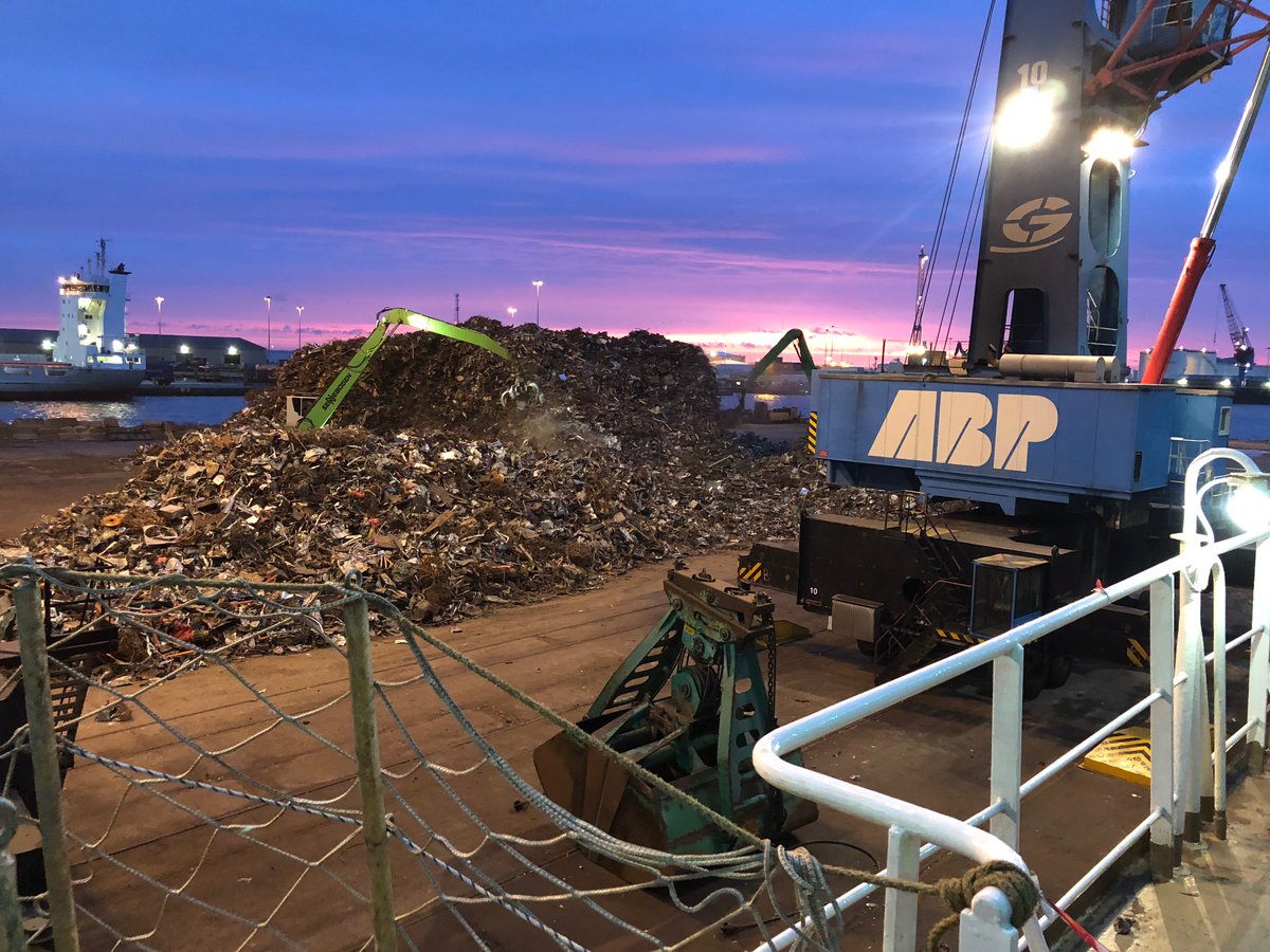 WardRecycling's tweet image. Heavy metal is music to our ears. Get an online quote today for  selling your ferrous and non ferrous scrap: ward.com/scrap-metal-qu… #metalrecycling #scrapmetal #metalexperts