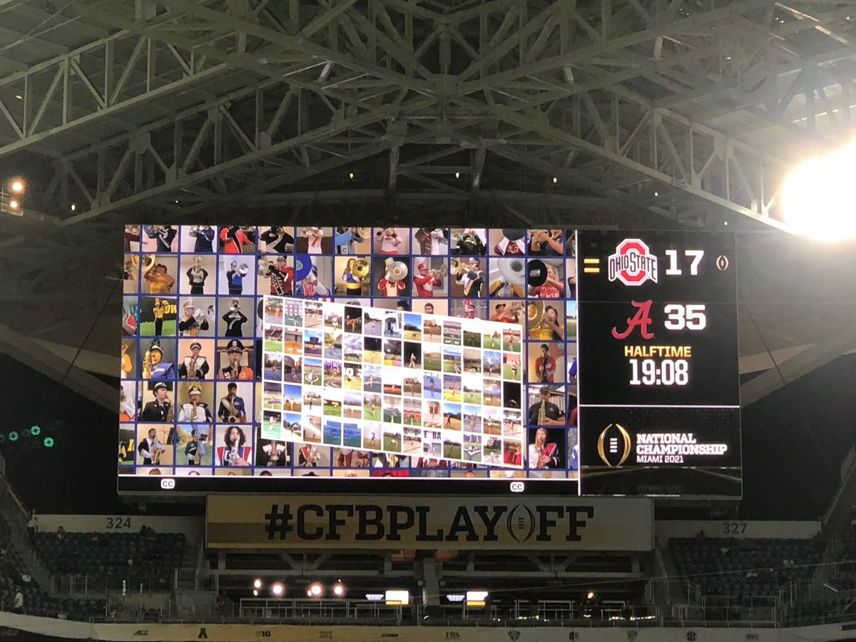 CollegeMarching's tweet photo. Check out the @intercollegeMB halftime show on the Jumbotron in Miami at the @CFBPlayoff #NationalChampionship game. 😍 https://t.co/CSQehqEIEx