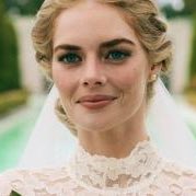 addykad's tweet photo. Wedding group date photoshoot expectations vs reality #TheBachelor https://t.co/T9LaVTOvAD