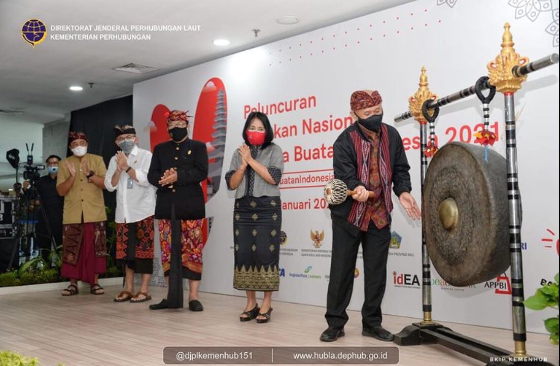 DistrikKendari's tweet photo. #Kawanlaut, Kementerian Perhubungan bersama Kementerian Koordinator Kemaritiman dan Investasi, para operator transportasi dan pihak terkait lainnya menggelar launching Gernas BBI di Bandara Internasional Ngurah Rai, Bali, Senin 11 Januari 2021. https://t.co/cA0k2UftrB