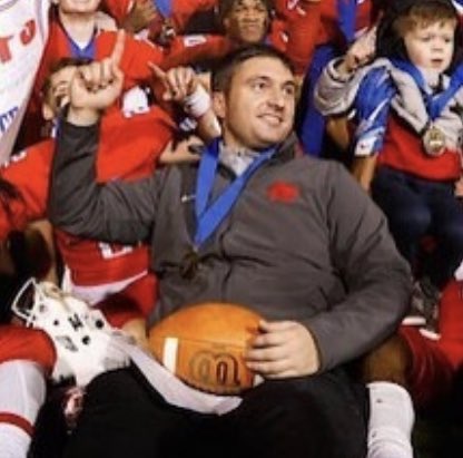 BarstoolParish's tweet photo. @TXPSPodcast @coachnovakov @CoachBeaudin @CoachBeck_PTF @CoachMcGuire16 @Teaguefootball Which coach won state tho... https://t.co/u30bxxiwVX