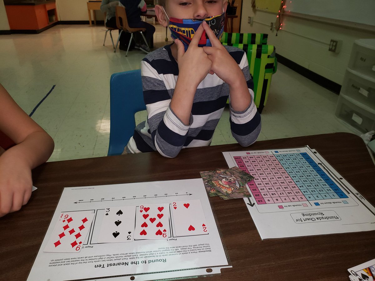 MrHouston_class's tweet photo. He realizes he is one point away from beating me in rounding I declare war! #gordonpatriotpride https://t.co/OzInwpQSoJ