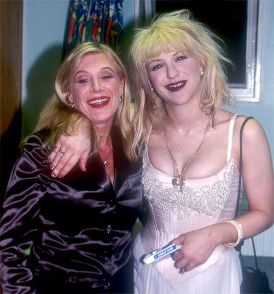 コートニーラブ