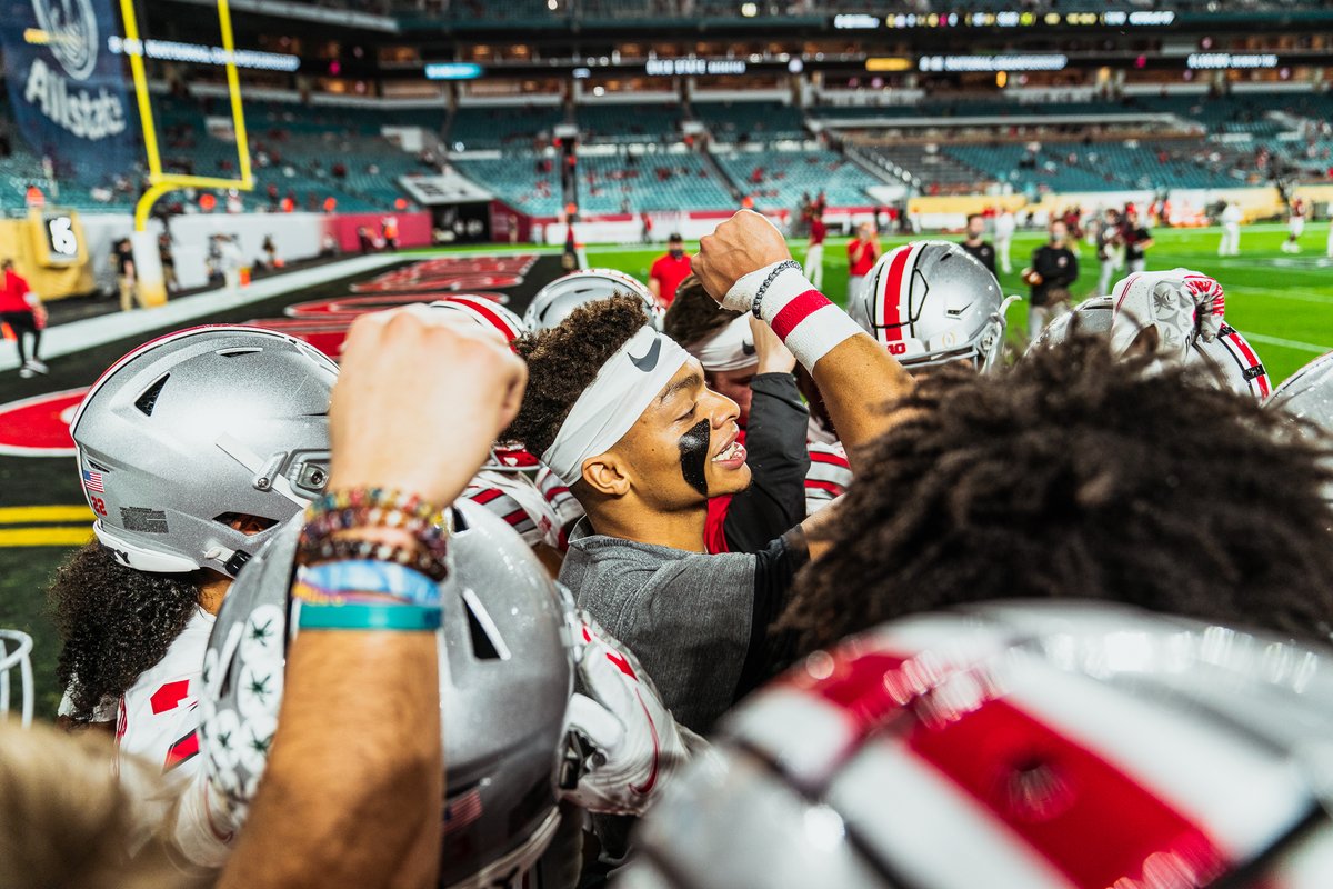 OhioState's tweet image. Always proud to be a Buckeye. Thank you for fighting for this incredible season, @ohiostatefb. ⭕🙌