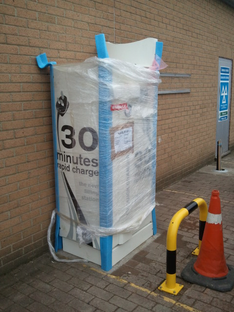 unlike members of the public I spoke to who followed the BBC story online. That we got the editorial tone changed was a small win.Meanwhile, even doing that trip in a Nissan Leaf in Jan 2011 would have resulted in a similar outcome, but I took this picture just 2 months later: