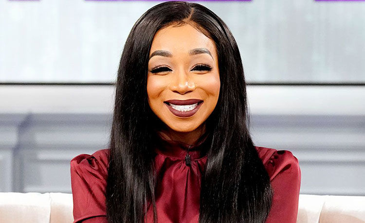 She's the one into the "odd fetishes" who doesn't mind trying things out of the box. Voted "Most likely to friendzone you" + "Most Likely Uninterested". She's a sapiosexual at heart - save the convo if you have nothing insightful to say. It takes a lot to keep her interested.