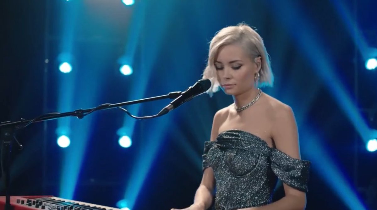 ljpayneteam's tweet image. Favourite songs from the show:
Nina: Last December
Claire: BeVerly Hills BoYfRiEnd
Ross: Say It Back
Liam: Remember

Change my mind 
#LPFinalAct #TheLPShowAct4