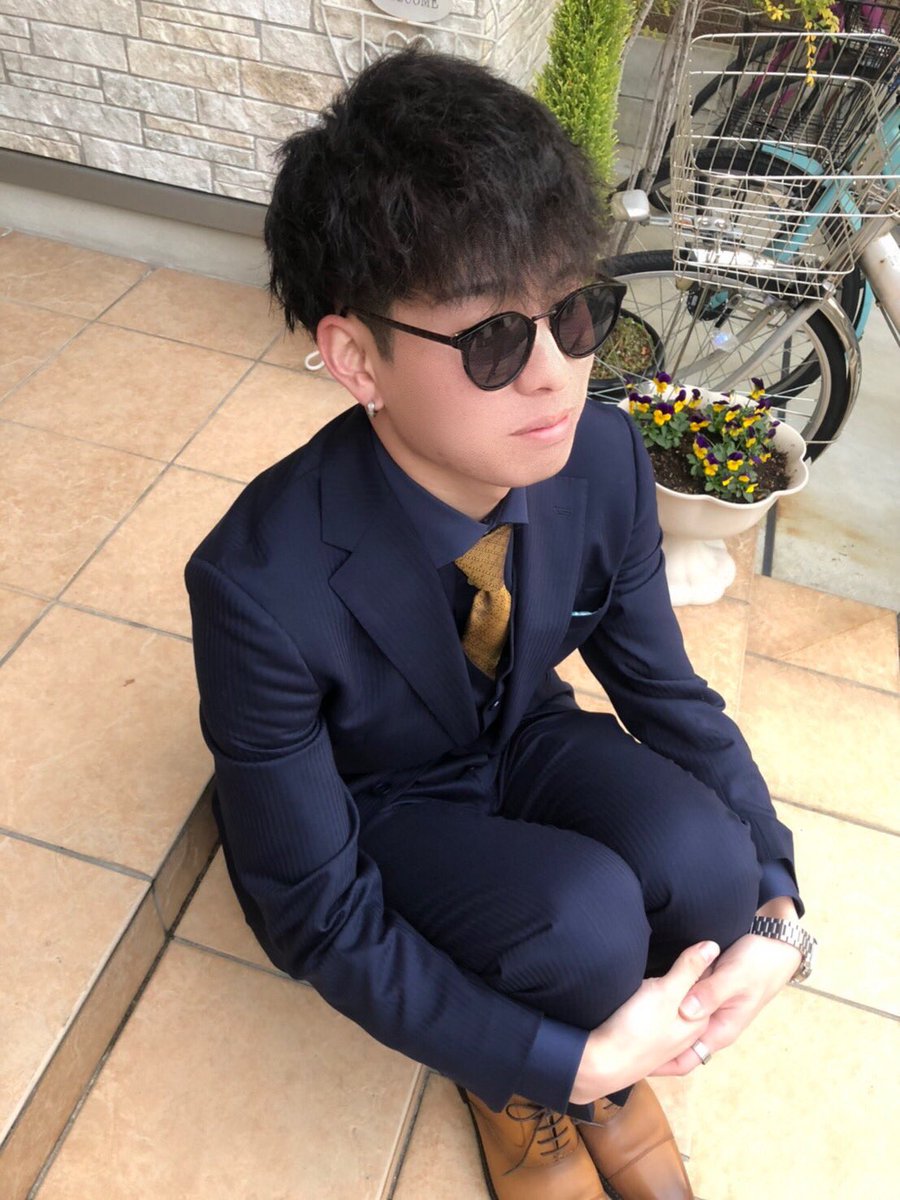 maruc1201's tweet photo. 1日報告遅れましたが
MARUCちゃんと成人式行きました。
昨日はMARUCではなく松本瑠偉として行きました。
これか��もよろしくお願いします。 https://t.co/wuehJliqbB