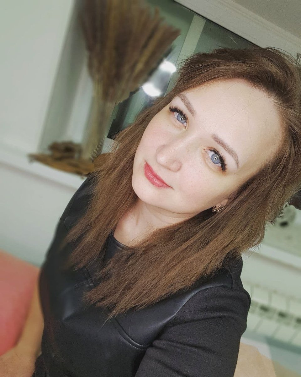 Мастер ногтевого сервиса из Нефтеюганска Ханты-Мансийского автономного округа-Югры Светлана Меняева спасла на отдыхе подростка, сорвавшегося со скалы priderussia.ru/spasenie/maste…