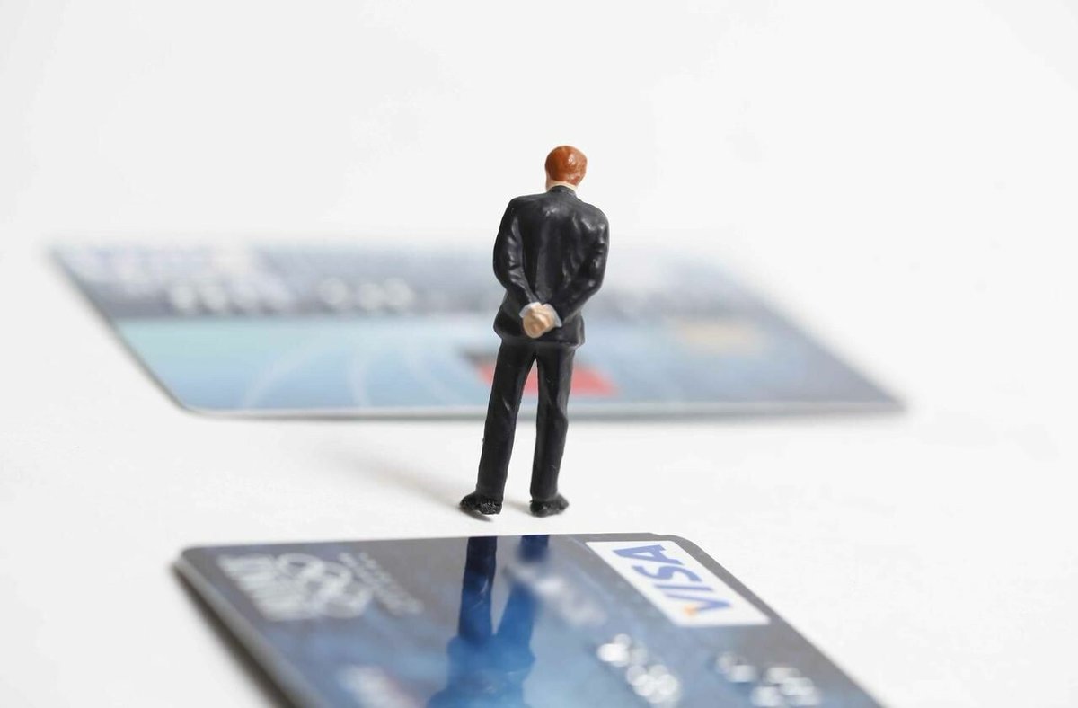 leparisien_eco's tweet photo. Frais bancaires : quelles sont les banques les moins chères ?
➡️ https://t.co/udhL7uustY https://t.co/3N9Lni0KUR