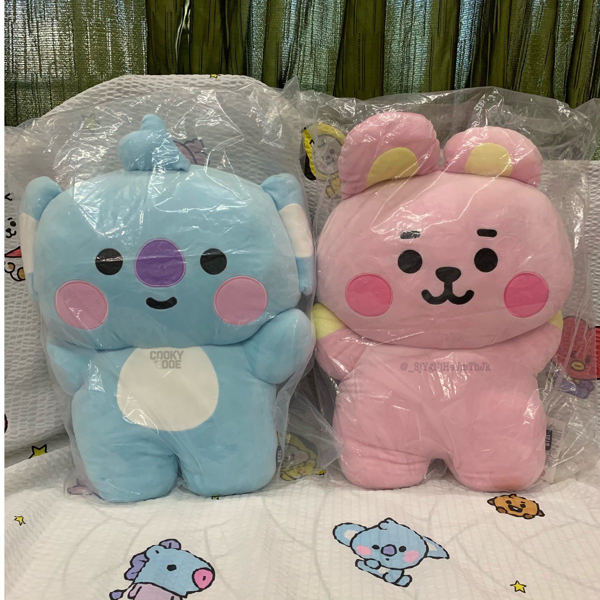 01.12.21BT21 Hug Me Cushions Finally!  Hindi na ako kukulitin ni mama kung nasaan na si Koya. Thank you so much!  @dimunyuGO  ilang beses na ako  #naDIMUNYU 