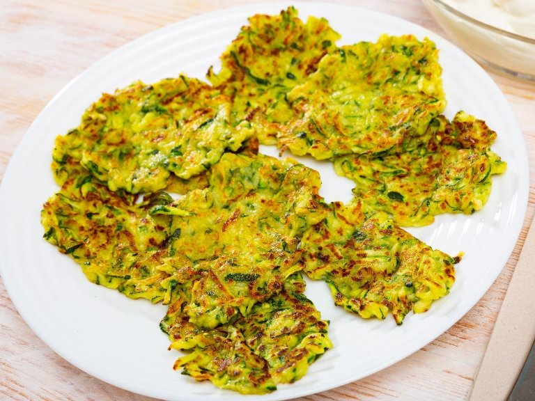 WellnessGriffin's tweet photo. Week 2 of the TLS #28DaysofWeightLoss program is here! Check out TLS’s line of recipes that’s chock-full of veggies, proteins, and loads more of deliciously healthy goodness. (additional photo credit: https://t.co/BqQxoSjrdJ) #MedicalMonday https://t.co/MZt4JfXdnd https://t.co/c4LWZZwzo6
