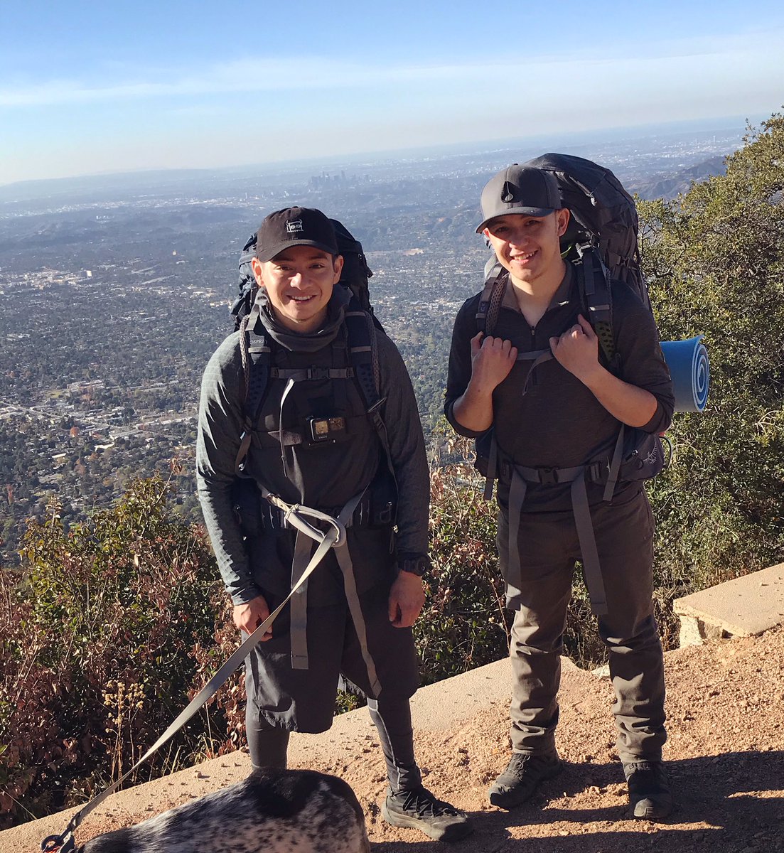 jd1bz's tweet photo. Backpacking in socal 16+ miles was fucking insane!!!!! So worth it!!!! https://t.co/ZwVVaFVFrC