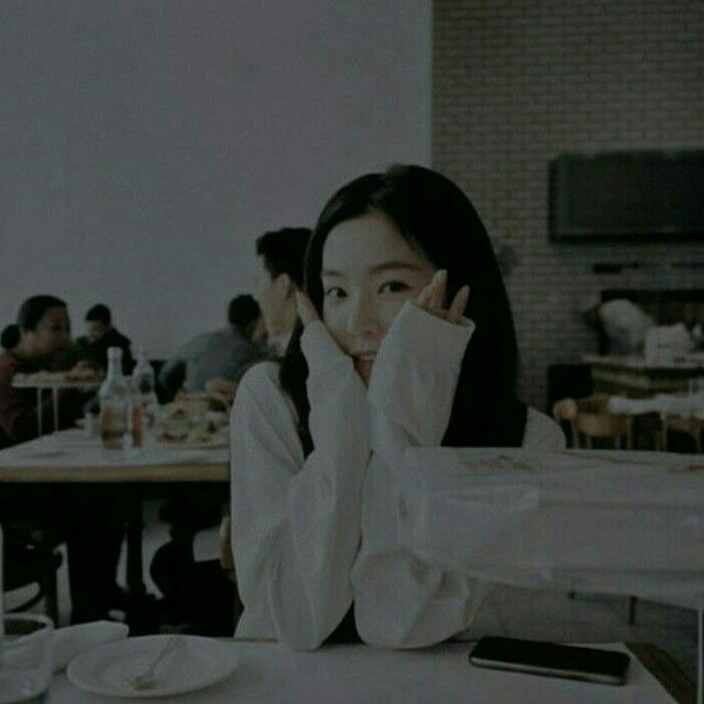 zzeeva.melody tweet media