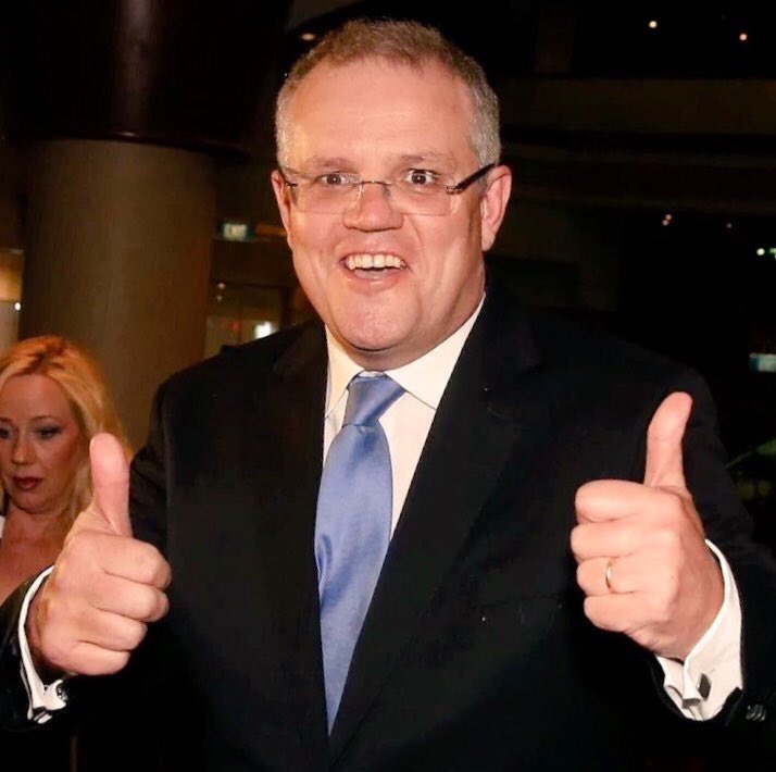 bobstormer's tweet photo. @vanOnselenP No thumbs Peter? https://t.co/HX8fHZFwtx