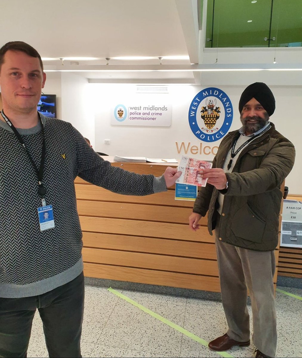 wmp_sikh's tweet image. Today we share 2 of the 5 winners following yesterdays announcement post 🎉.

When asked what they were going to do with the money..

➡️ Rob " This is great. I invest on stocks so will buy some more with the money "

#advent2020 #sikhi #knowledge #education #awareness #policing