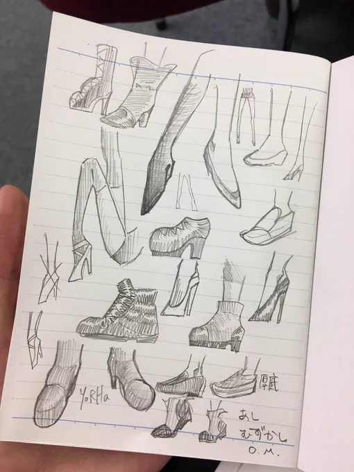 #GalleryOwka 授業中は永遠に靴と脚の練習してる 