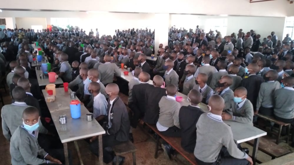 _BillOtieno's tweet photo. #AllTribesMatter
Meanwhile the government officials are inspecting the state of schools across the country. This is the current situation in Makueni Boys High school.
Respond as a Netizen .
#netizennews https://t.co/a8aRyVNFyH