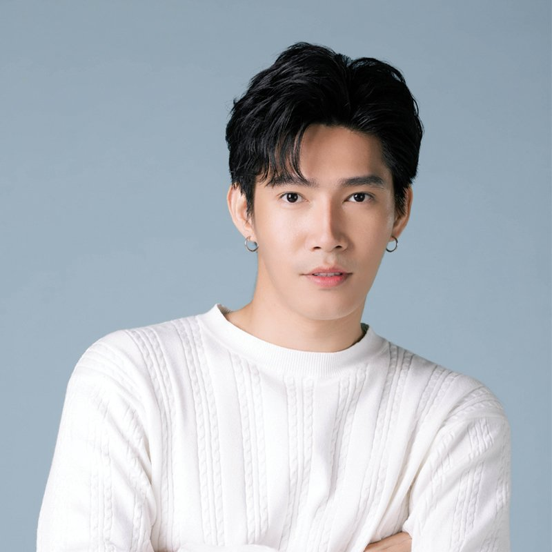 Guy: Sivakorn Lertchoochot27 August 1992Weight: 76 kg. / Height: 185 cm.Education: Graduation Bachelor degree Faculty of Communication Arts, Film Branch, Bangkok UniversityInstagram: guysivakornTwitter: SivakornLert