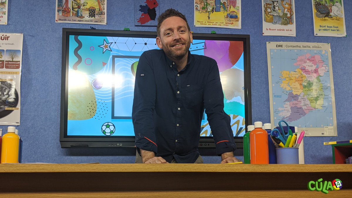 Cula4_TG4's tweet photo. Maidin mhaith 👋! Tá eagrán iontach eile de #Cúla4ArScoil ar an mbealach inniu 🤩!

🗣 Gaeilge ó Bhéal: Rang 3 – Rang 6
➗ Mata: Rang 1 + Rang 2
🌍 OSPS: Rang 3 – Rang 6
📜 Stair: Naíonáin– Rang 2

Bí linn @ 10 nó don athchraoladh @ 4 ar @TG4TV 📺! @CoggOid @Gaeloid @PDSTie https://t.co/REcXuwyXYh