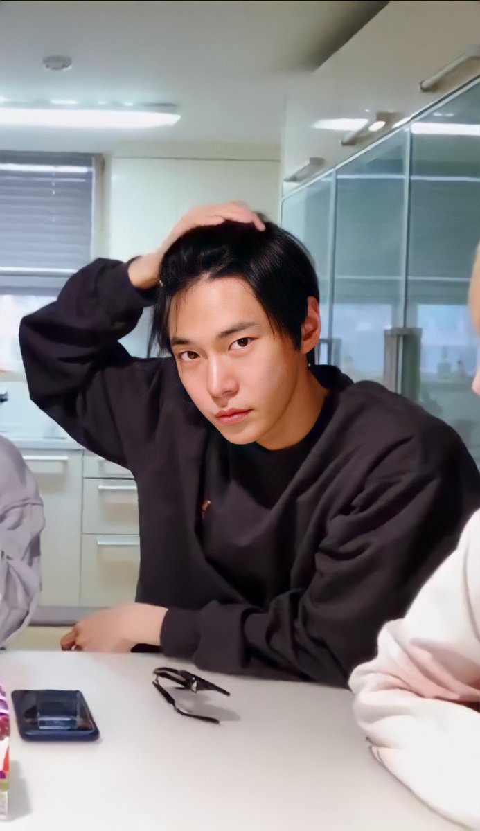 2606theYJ's tweet photo. เกินต้านมากกกก 

#NCT_DOYOUNG https://t.co/nV79rmCB70